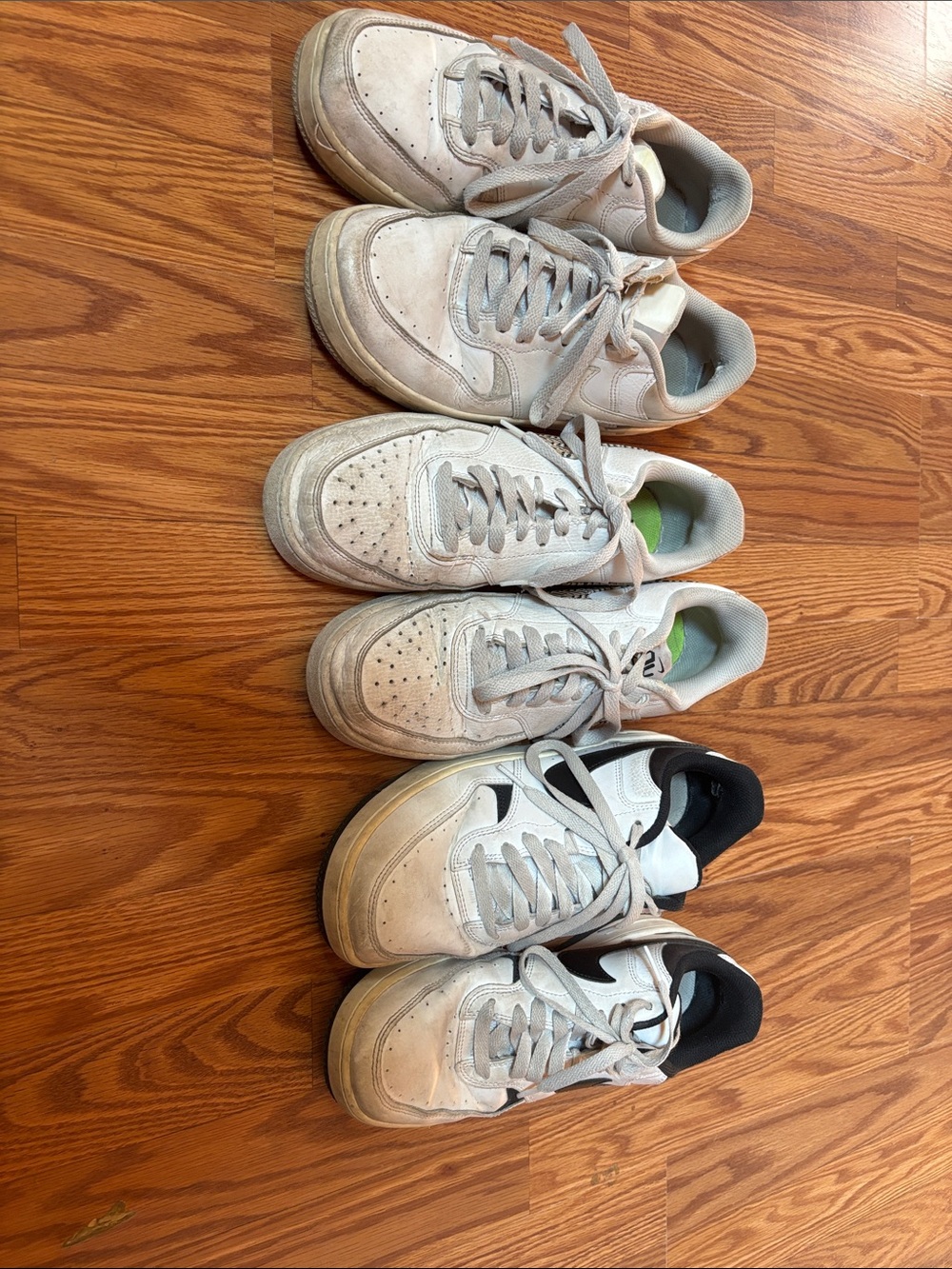 Nike White and Black Women's Sneakers